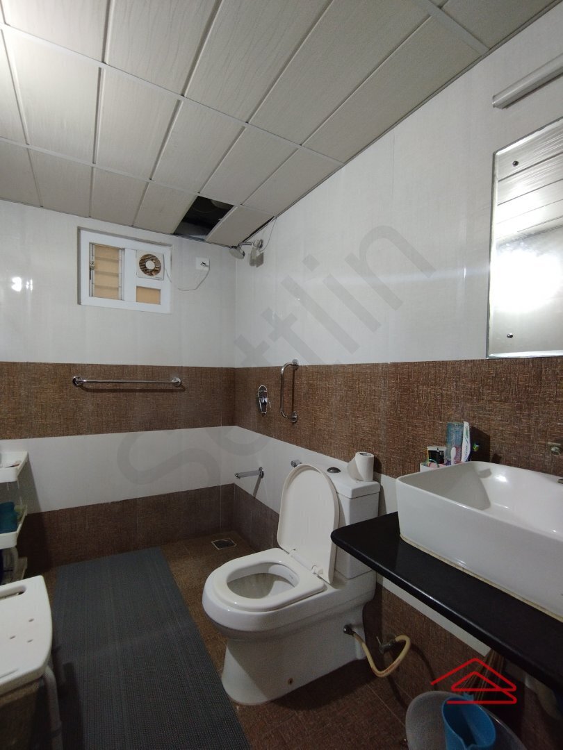 Bathroom 2