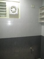 Servant Bathroom 1