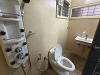 Sub Unit : bathrooms 3