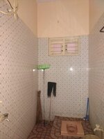Sub Unit : bathrooms 1