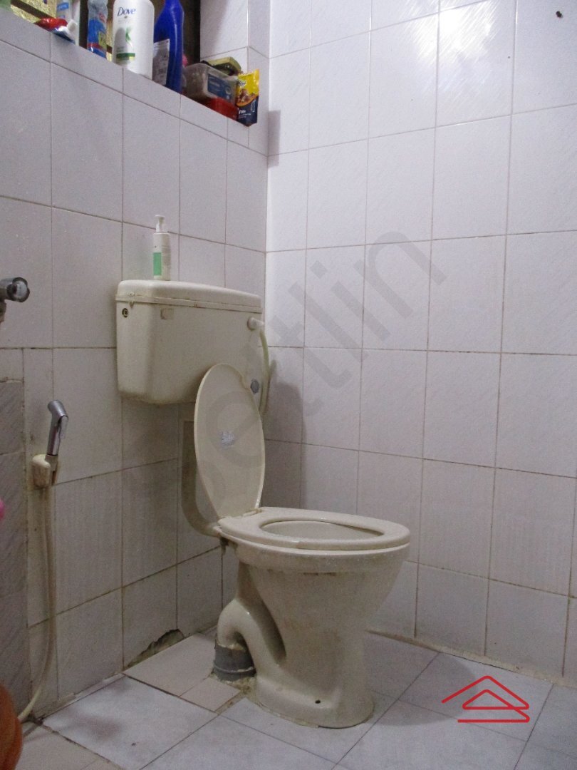 Sub Unit : bathrooms 2