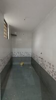 Sub Unit : bathrooms 1