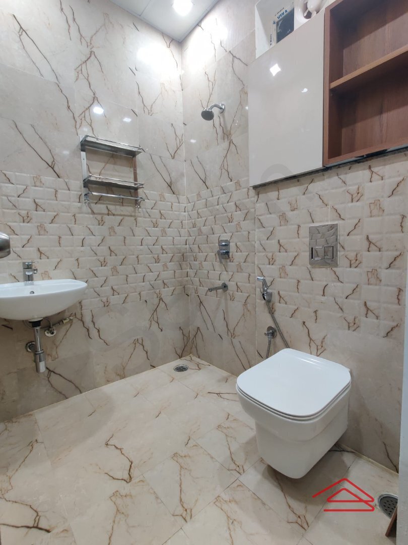 Bathroom 4