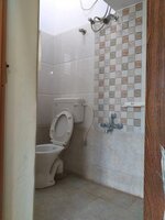 Sub Unit : bathrooms 1