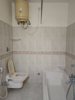 bathrooms 1