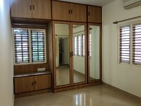 bedrooms 1