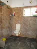 Sub Unit : bathrooms 1