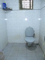 Sub Unit : bathrooms 1
