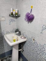 bathrooms 2