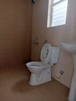 Servant Bathroom 1