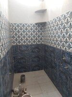 Sub Unit : bathrooms 1
