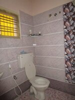 Sub Unit : bathrooms 2