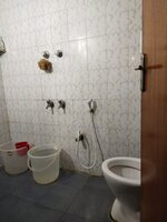 Sub Unit : bathrooms 1