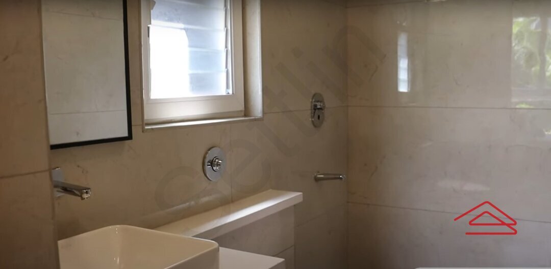 Bathroom 4