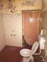 bathroom 4