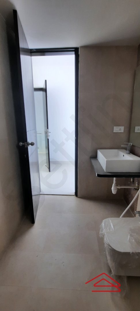 Bathroom 4