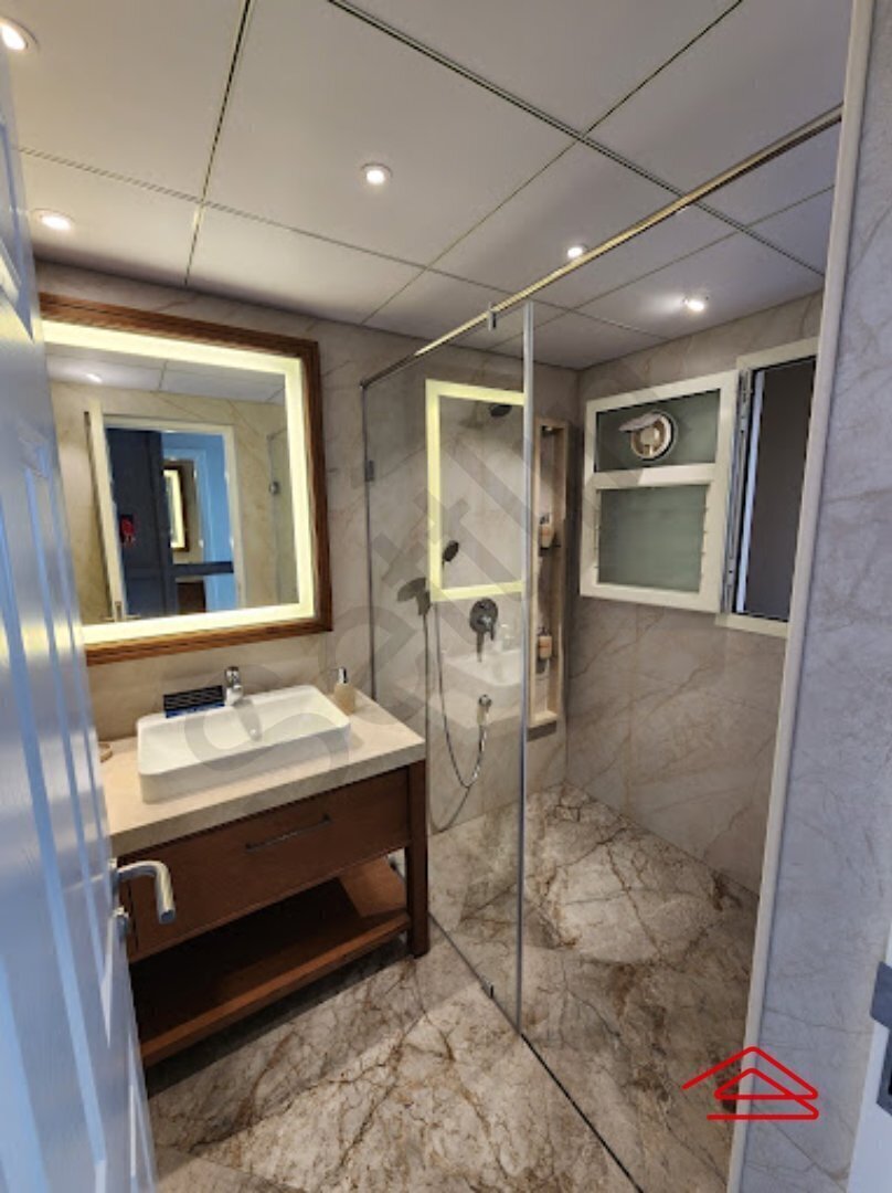 Bathroom 3