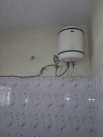 Sub Unit : bathrooms 2