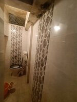 Sub Unit : bathrooms 3