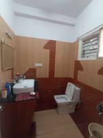 bathroom 4