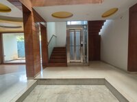 Hall 1
