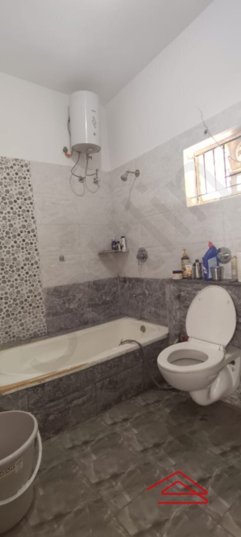Bathroom 4