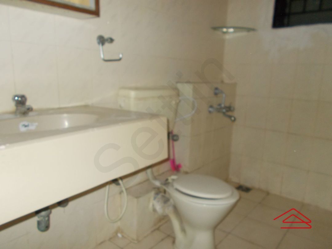 Bathroom 2