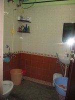 Sub Unit : bathrooms 1