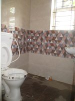 bathrooms 4