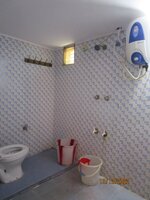 bathrooms 2