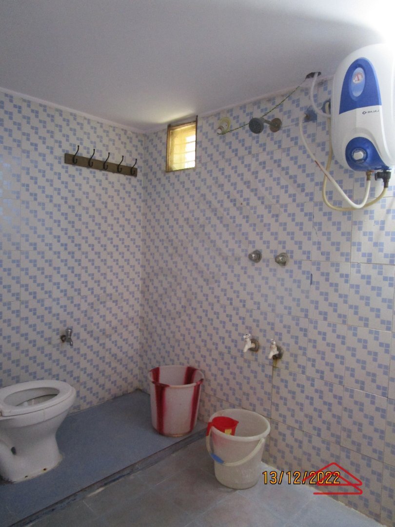 bathrooms 2