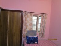 bedrooms 2