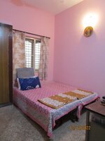 bedrooms 2