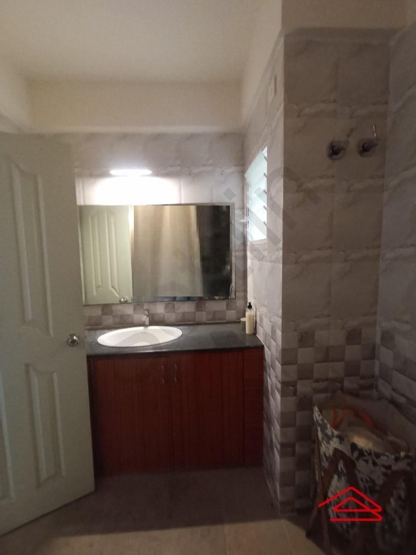 Bathroom 4
