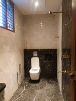 Sub Unit : bathrooms 1