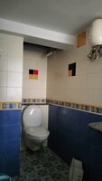 Sub Unit : bathrooms 2