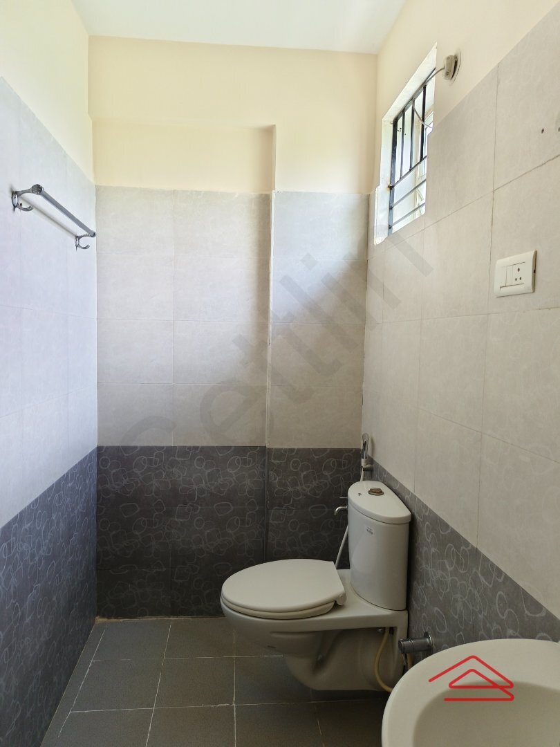 Bathroom 4