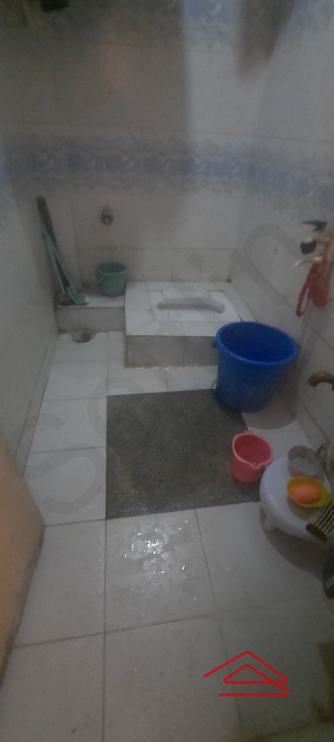 Sub Unit : bathrooms 1