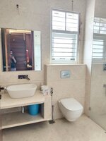 bathrooms 2