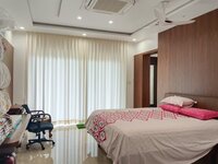 bedrooms 2