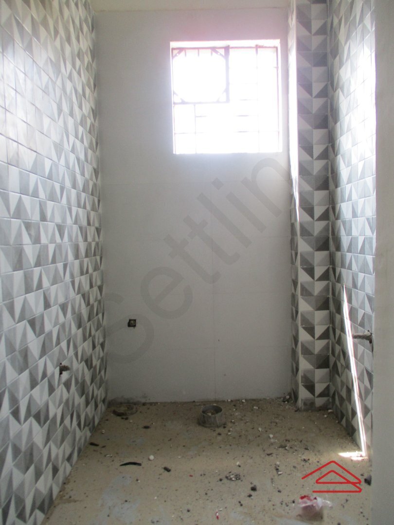 Sub Unit : bathrooms 2