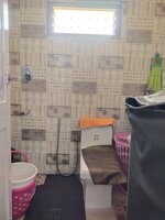 Servant Bathroom 1