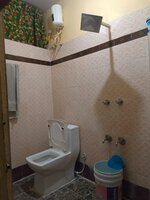 Sub Unit : bathrooms 2