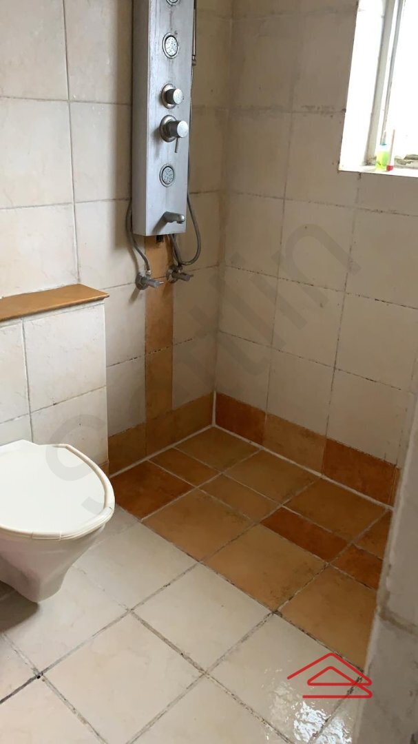 Bathroom 4