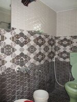 Sub Unit : bathrooms 1