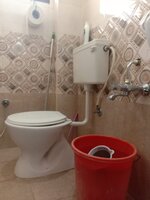 Sub Unit : bathrooms 1