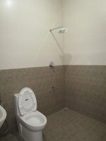 Sub Unit : bathrooms 2