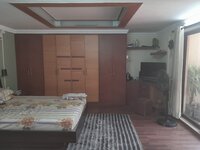 Sub Unit : bedrooms 1
