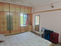 bedrooms 2
