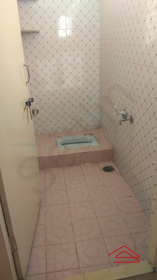 Sub Unit : bathrooms 1